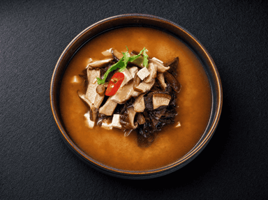 Supă miso cu brânză tofu și ciuperci