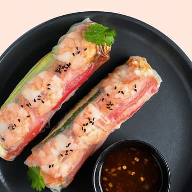 Spring roll cu creveți și legume cu sos chili dulce